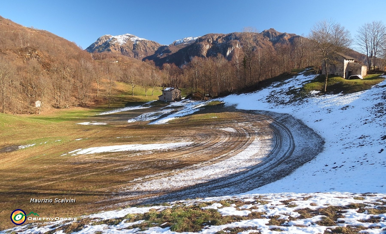 17 Panorama verso Venturosa e Cancervo....JPG